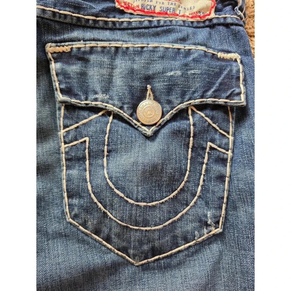 Authentic Men's Vintage True Religion 